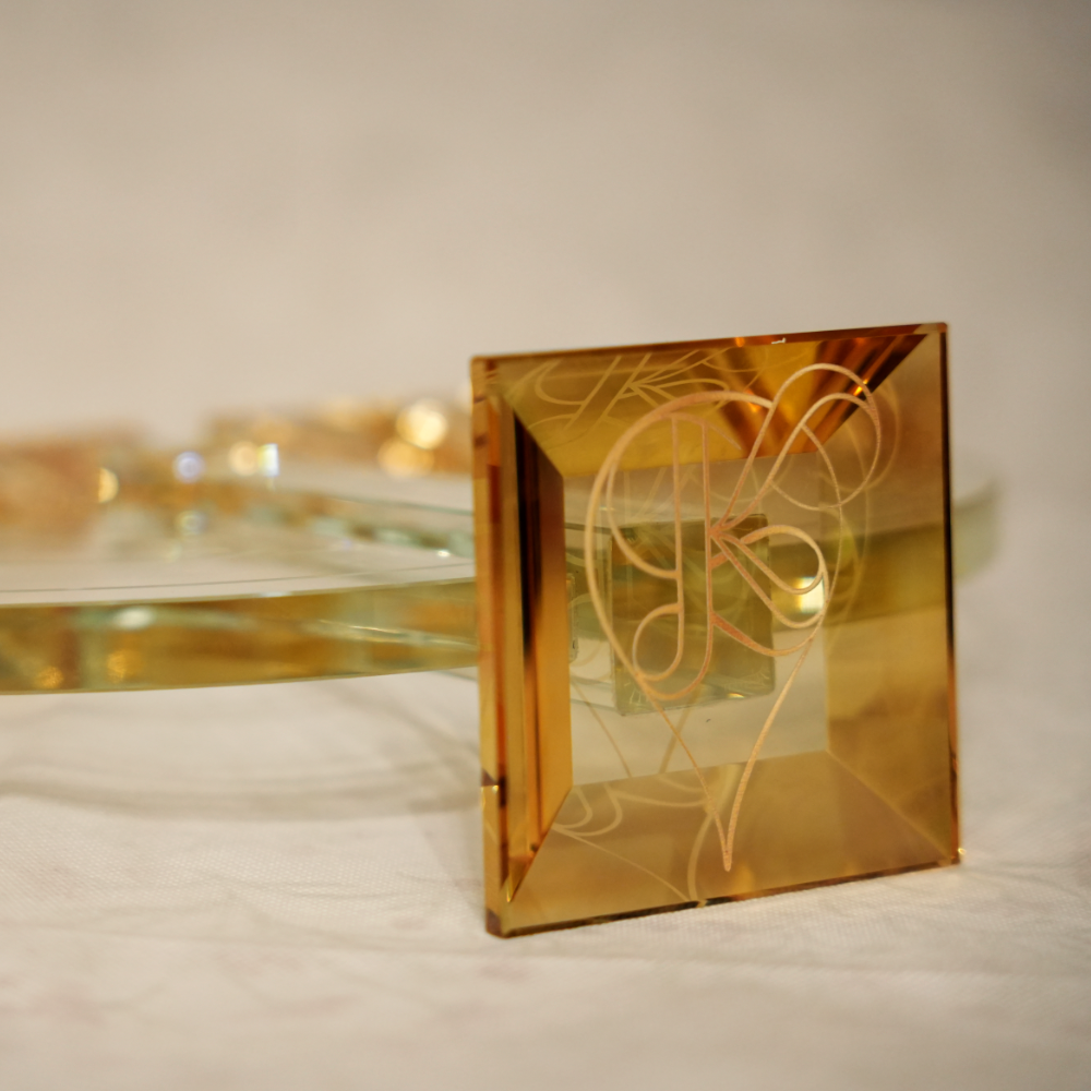 Coffret Hanoukia Design – Cristal K9 & Ambre – Architecture Moderne